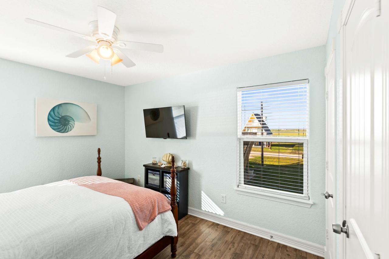 Walk To Beach, Sunset Bay Views, Pet Friendly - Sea Me Relaxin Сърфсайд Бийч Екстериор снимка